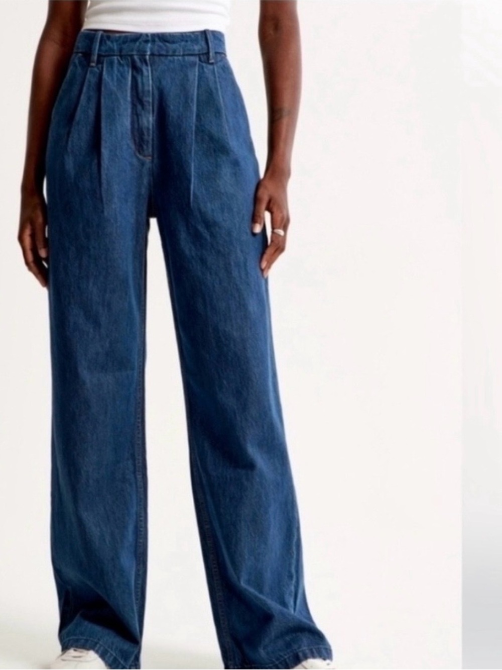 Abercrombie & Fitch Sloan Tailored Jean size 26 / 2 short